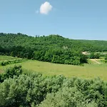 Between Vineyards & Sea *