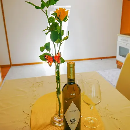 Between Vineyards & Sea Apartamento *